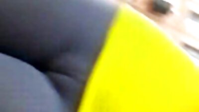 Seksom izgladnjeli muž željan sperme u moja usta dok mu sišem kurac